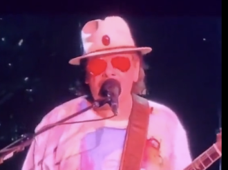 Carlos Santana No Tiene Vagina